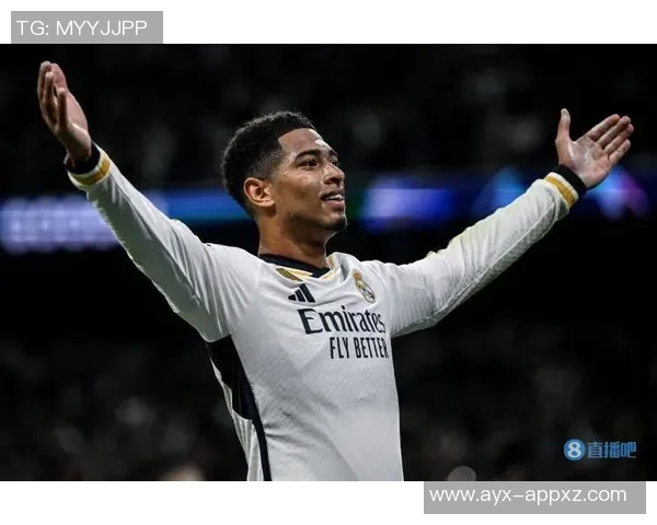 安切洛蒂训练排出424阵型维尼修斯与罗德里戈携手锋线争胜