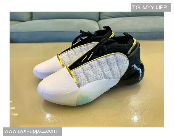 球鞋博主全方位展示未发售哈登10代多款配色的独特魅力