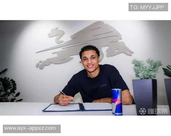 法兰克福积极推动免签引进埃因霍温18岁边锋阿约代莱托马斯 法兰克福积极推动免签引进埃因霍温18岁边锋阿约代莱托马斯